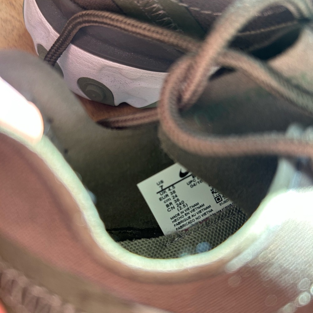 Nike React Element 55 Women's Sneakers Shoes Size - Picture 3 of 3